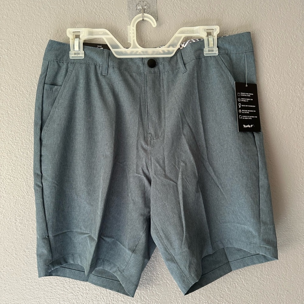 Trunks multi functional  men’s short stretch chambray size 32